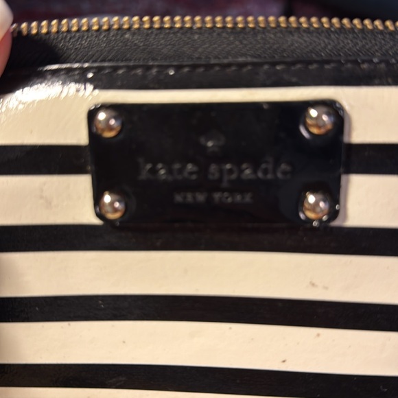 Wallet - Picture 2 of 4